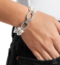 Load image into Gallery viewer, Fancy-Free White Bracelet