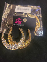 Load image into Gallery viewer, Refined Rewind Gold Hoop Earring