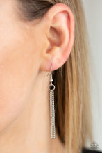 Load image into Gallery viewer, Paparazzi Metro Must-Have - Blue Necklace