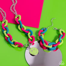 Load image into Gallery viewer, Speed SMILE Go the Extra Green SMILE Necklace with Bracelet
