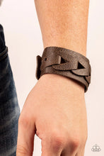 Load image into Gallery viewer, Horse and Carriage Brown Bracelet
