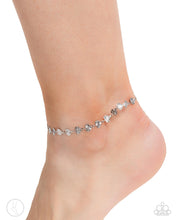 Load image into Gallery viewer, Fine Fortune - silver - Paparazzi anklet
PAPARAZZI JEWELRY SKU: P9AN-SVXX-063XX
