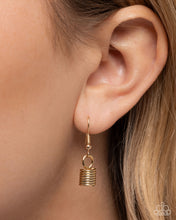 Load image into Gallery viewer, Sleek Suite Gold Necklace
