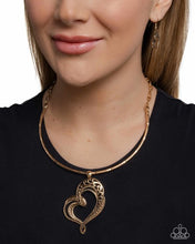Load image into Gallery viewer, Concentric Courtship Gold Necklace
