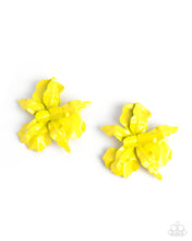 Load image into Gallery viewer, Flourishing Freestyle Yellow Post Earring
