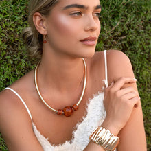 Load image into Gallery viewer, Sleek Shift
