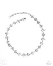 Load image into Gallery viewer, Fine Fortune - silver - Paparazzi anklet
PAPARAZZI JEWELRY SKU: P9AN-SVXX-063XX
