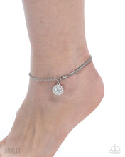 Load image into Gallery viewer, Glistening Growth - blue - Paparazzi anklet
