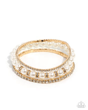 Load image into Gallery viewer, Delicate Debut - gold - Paparazzi bracelet
PAPARAZZI JEWELRY SKU: P9RE-GDXX-478XX
