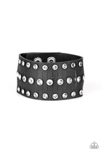 Load image into Gallery viewer, Now Taking The Stage - black - Paparazzi bracelet
