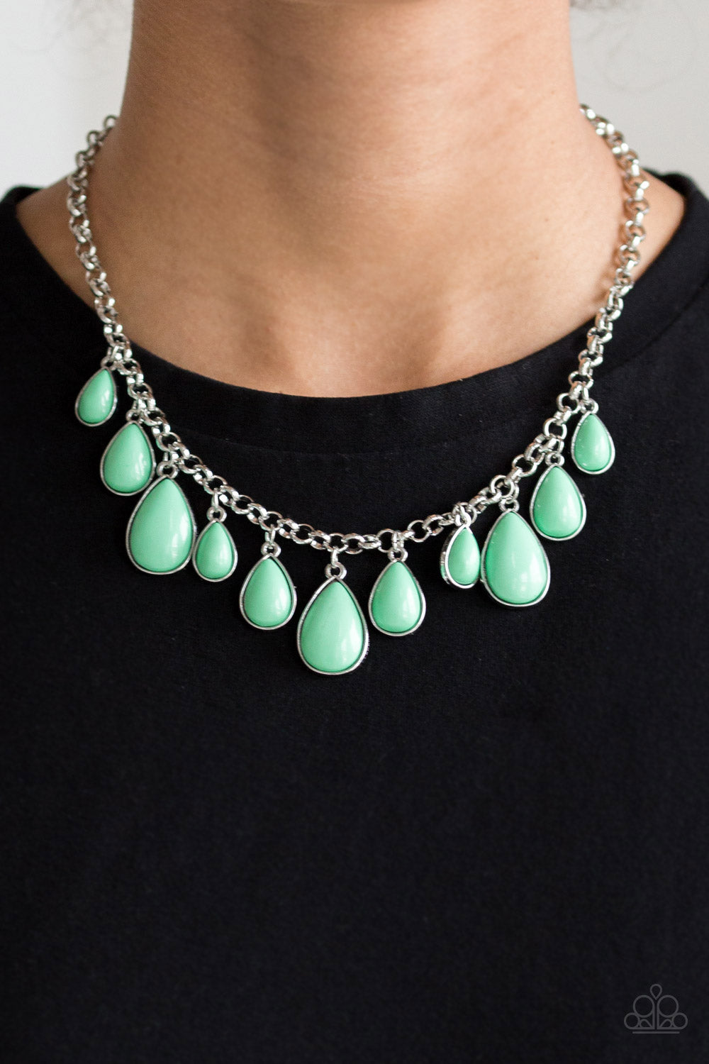 Jaw-Dropping Diva - Green - Paparazzi