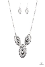 Load image into Gallery viewer, Metro Mystique - Silver - Paparazzi
