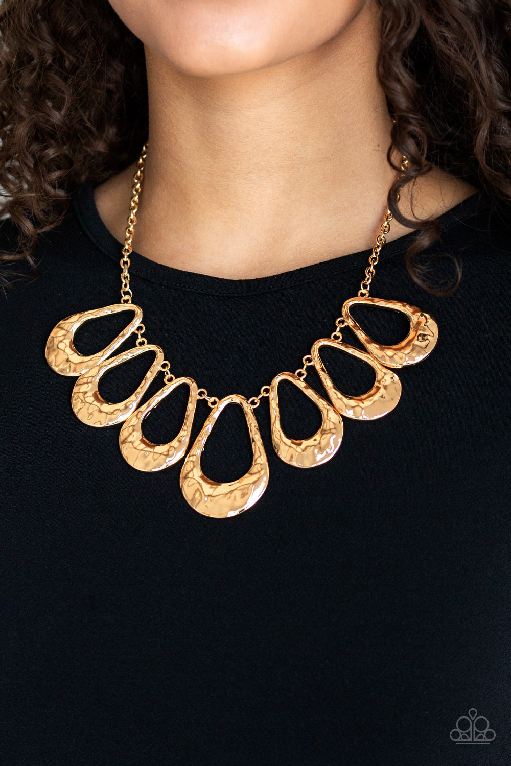 Teardrop Envy - Gold Necklace Paparazzi