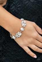 Load image into Gallery viewer, Fiercely 5th Avenue Complete Trend Blend December 2021
