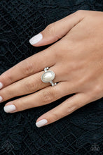 Load image into Gallery viewer, Fiercely 5th Avenue Complete Trend Blend December 2021
