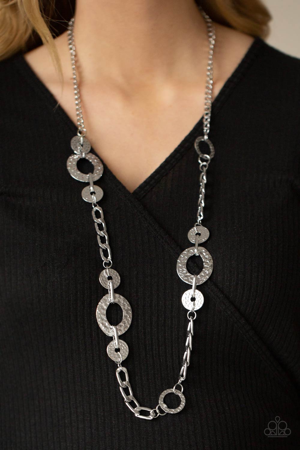 Paparazzi Accessories Mechanically Metro - Silver Necklace