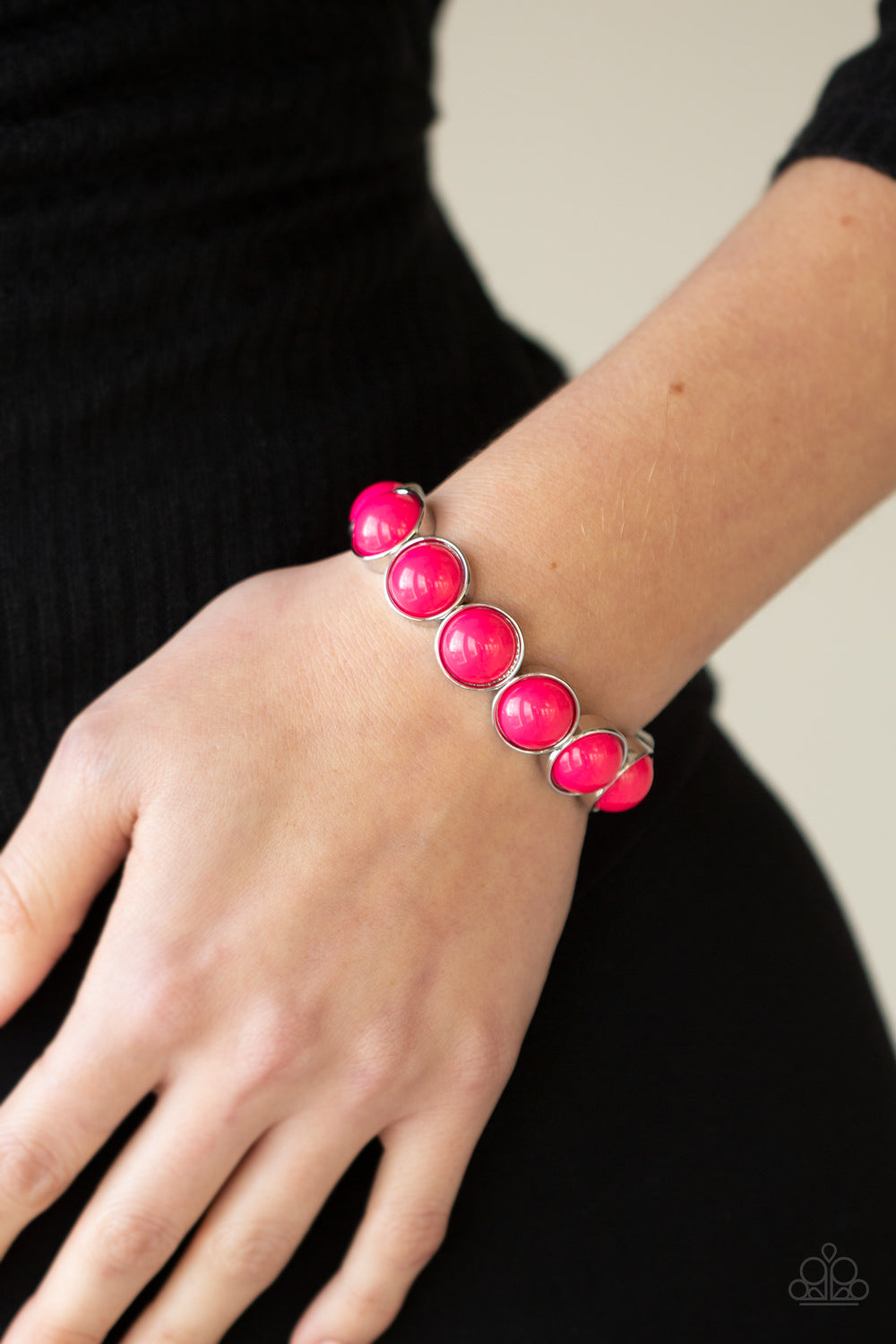 Paparazzi  Drop, and Roll - Pink Bracelet