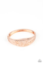 Load image into Gallery viewer, Paparazzi &quot;Fond of Florals &quot;- Rose Gold Bracelet
