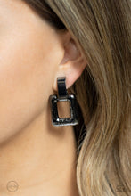 Load image into Gallery viewer, 15 Minutes of FRAME - Black Paparazzi Earrings
