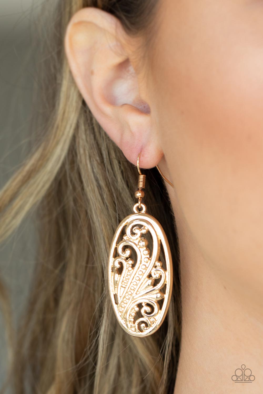 Paparazzi Accessories High Tide Terrace - Gold Earrings