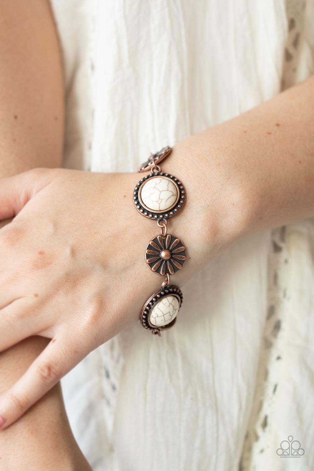 Paparazzi Fredonia Flower Patch - Copper💖Bracelet