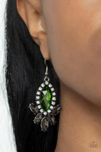 Load image into Gallery viewer, Serving Up Sparkle - Green Paparazzi Accessories
