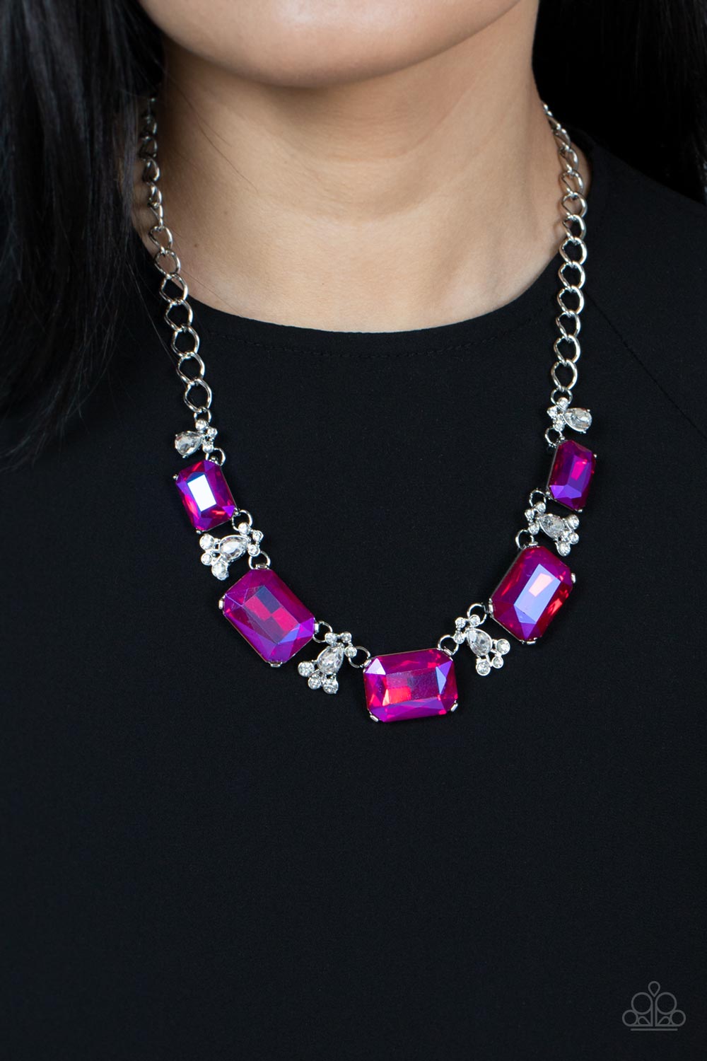 Flawlessly Famous - Pink Paparazzi Necklace