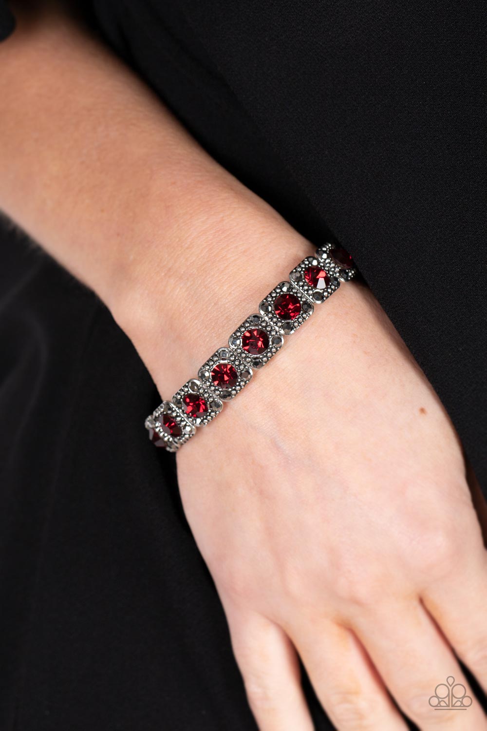 Cache Commodity - Red Paparazzi Bracelet