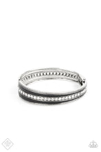 Load image into Gallery viewer, Exquisitely Empirical - Paparazzi Accessories

