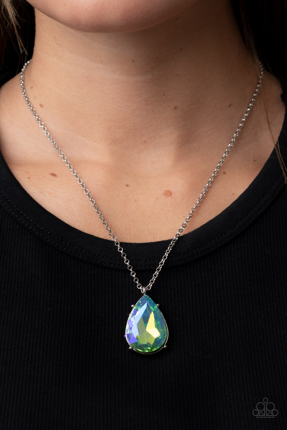 Illustrious Icon - Green Necklace