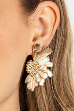 Load image into Gallery viewer, Paparazzi Farmstead Meadow - Gold Earrings
