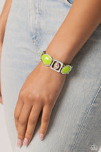 Load image into Gallery viewer, Majestic Mashup - Green Bracelet

